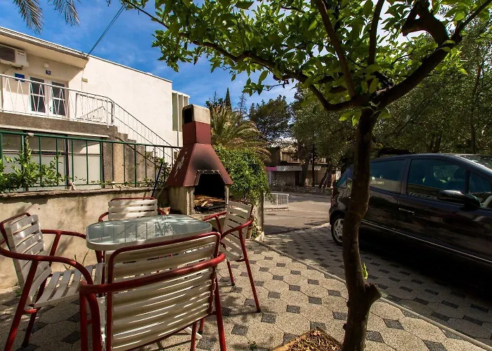 Apartments Srzi